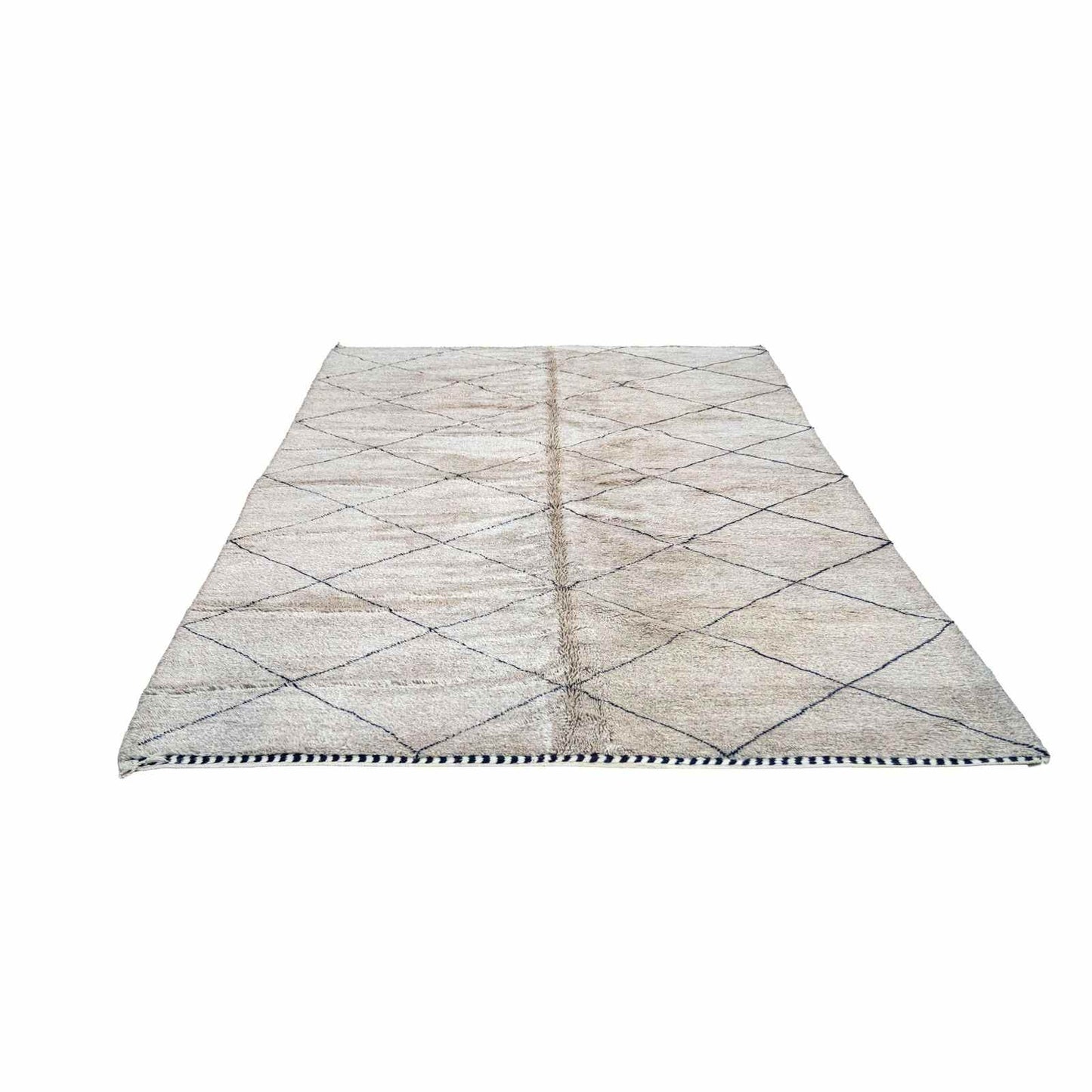 Tapis Zanafi écru minimaliste – tissé plat berbère losange